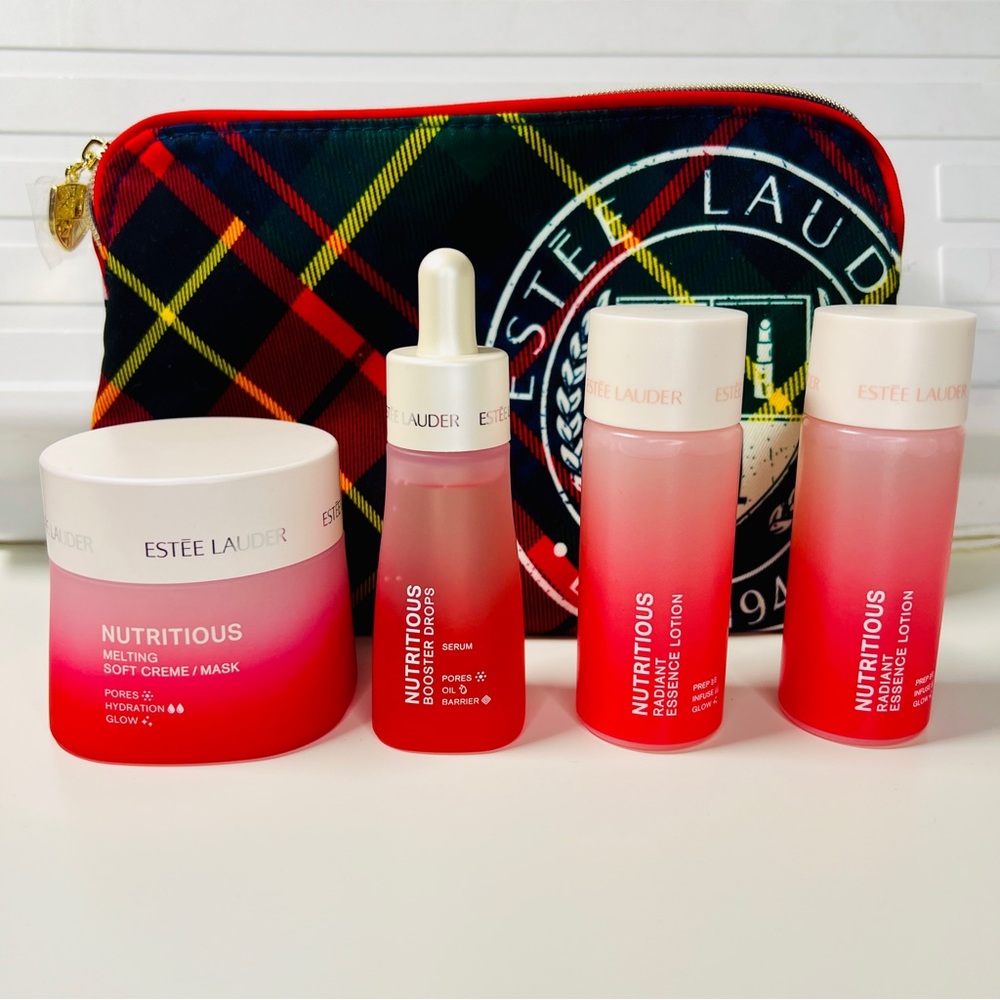Estée Lauder NUTRITIOUS Skin Care Bundle with free cosmetic case